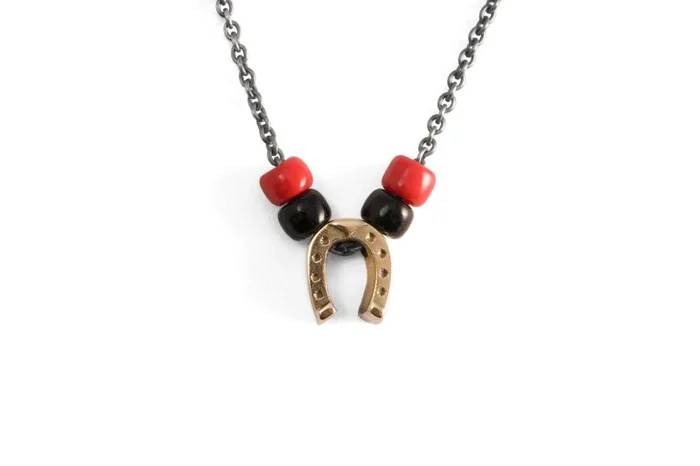 #093 – Necklace Horseshoe – GOLD