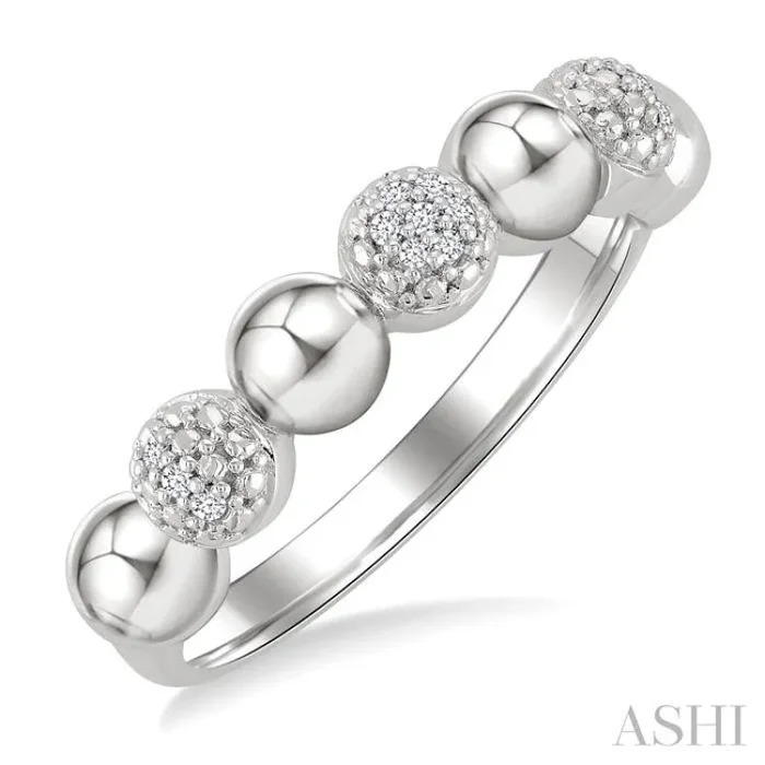 1/20 Ctw Bold Bead Design Single Cut Diamond Fashion Ring in Sterling Silver
