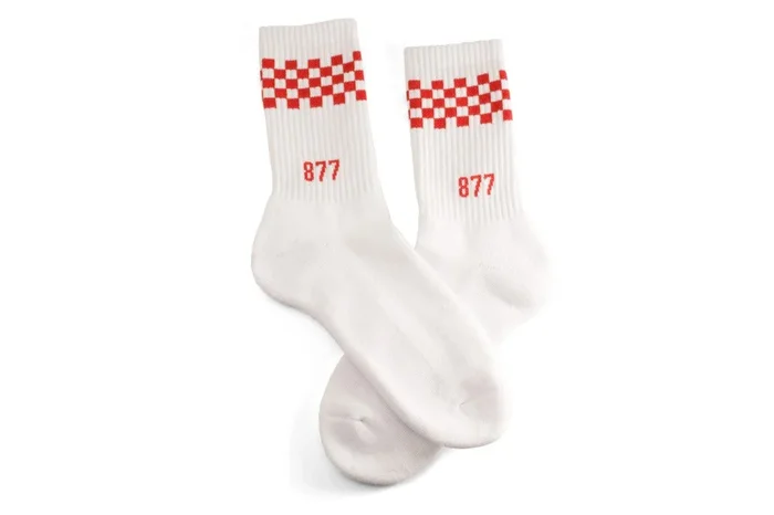 #184 – Men’s Checkered Socks red