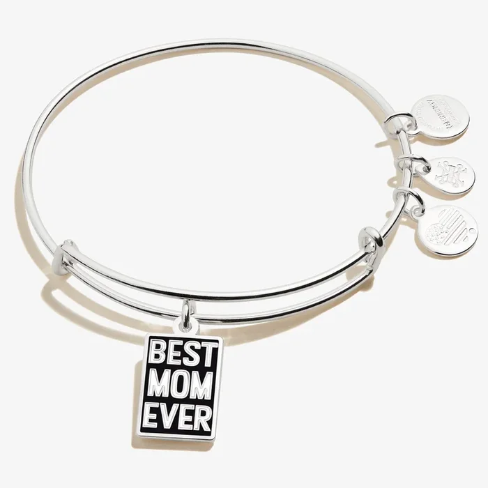 ‘Best Mom Ever’ Charm Bangle