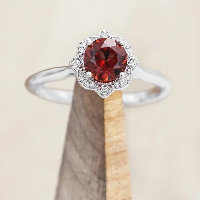 “JANE” – ROUND CUT MOZAMBIQUE GARNET ENGAGEMENT RING WITH DIAMOND ACCENTS – 14K WHITE GOLD – SIZE 7