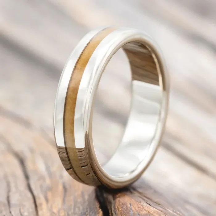 “NIRVANA” – CENTERED FIG TREE WOOD WEDDING BAND