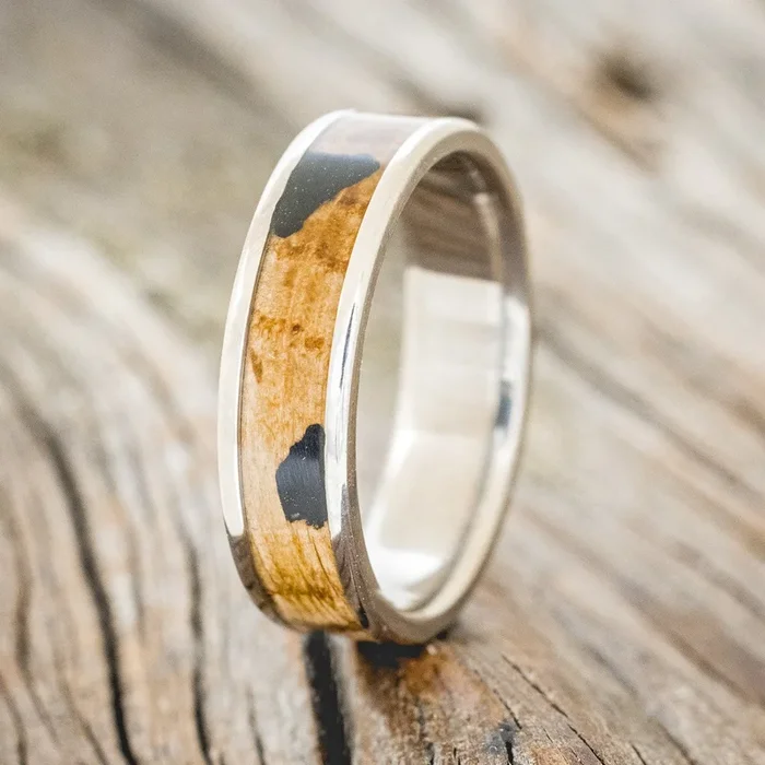 “RAINIER” – WHISKEY BARREL OAK & CHARRED WHISKEY BARREL WEDDING BAND