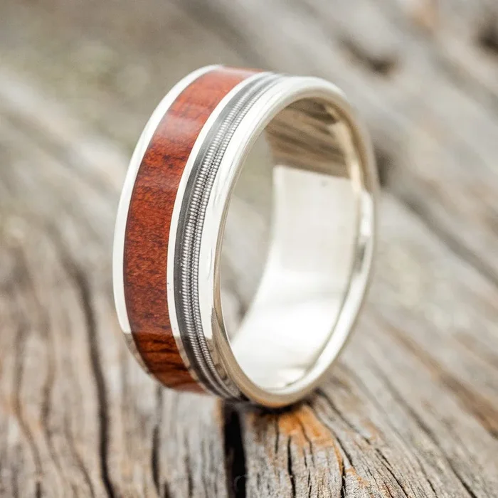 “RAPTOR” – GUITAR STRING & BLOODWOOD WEDDING BAND