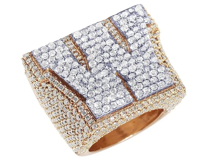 “W” Initial Ring