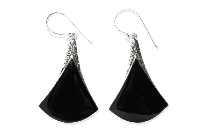 Altitude Earrings- Black Shell