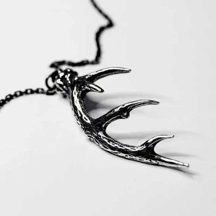 Antler pendant – last items