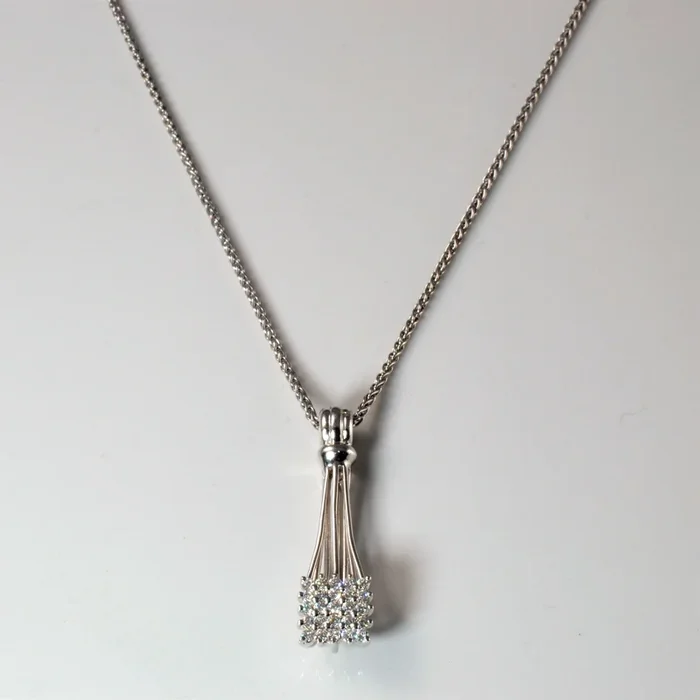 Diamond Cluster Necklace | 0.25ctw | 18″ |