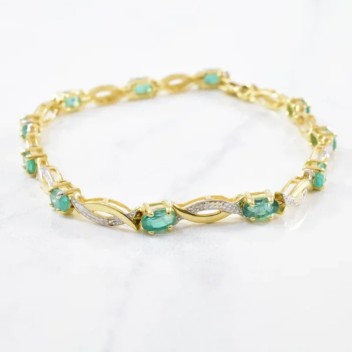 Emerald & Diamond Gemstone Bracelet | 2.75ctw, 0.03ctw | 7″ |