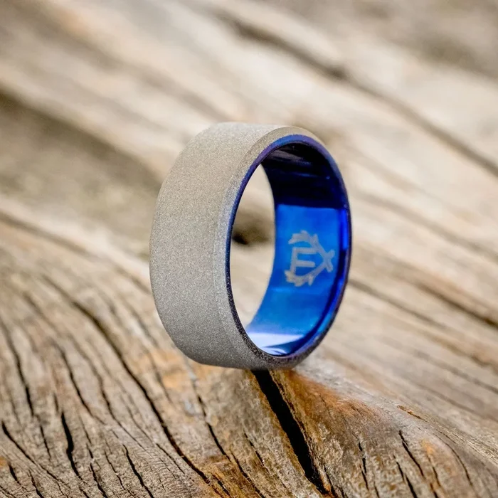 FIRE-TREATED TITANIUM WEDDING RING WITH SANDBLASTED FINISH – READY TO SHIP