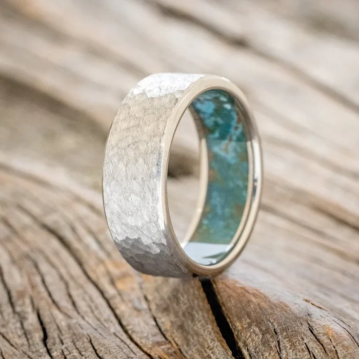 HAMMERED WEDDING BAND WITH PATINA COPPER LINING