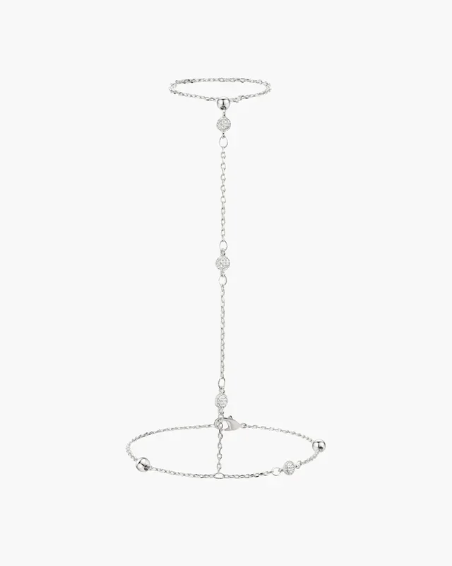 Hojas Coin Hand Chain Bracelet in Silver