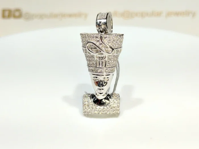 Iced-Out Nefertiti Pendant Silver
