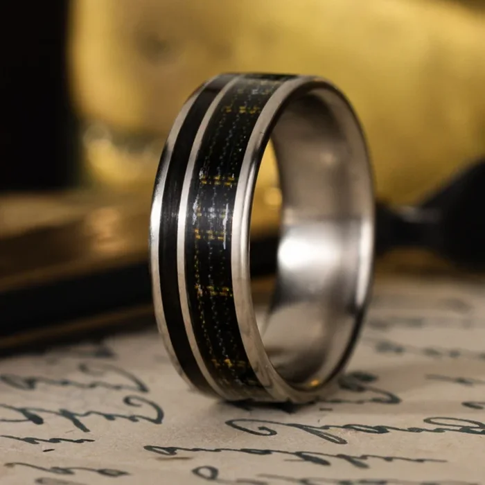 (In-Stock) The Celtic – Irish National | Men’s Titanium Wedding Band with Whiskey Barrel & Tartan- Size 10.25 | 8mm Wide