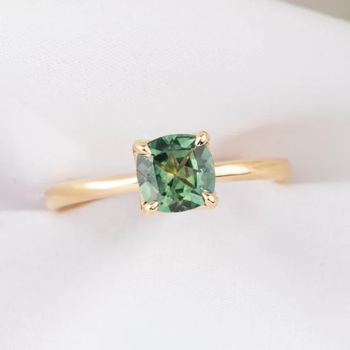 【即日配送】サラリング ・0.93ct・加熱モンタナ産グリーンイエローサファイア・K14YG