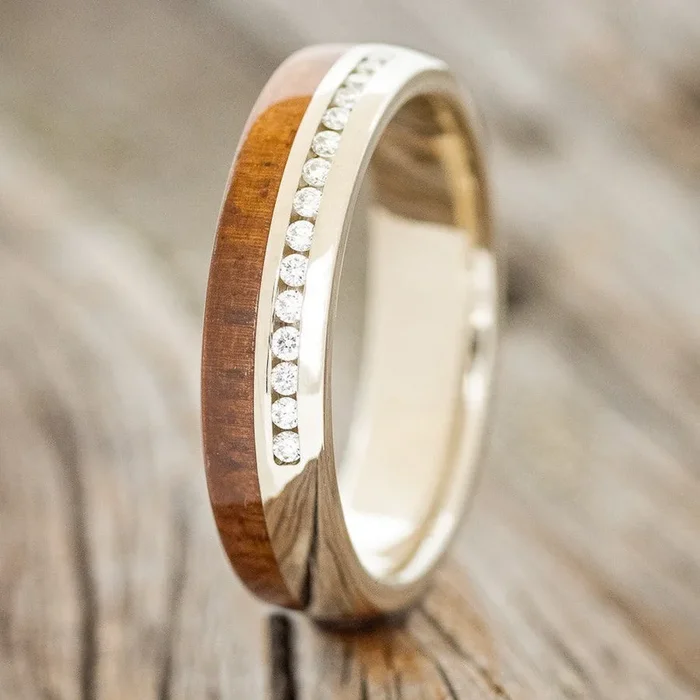KOA WOOD & DIAMONDS WEDDING BAND
