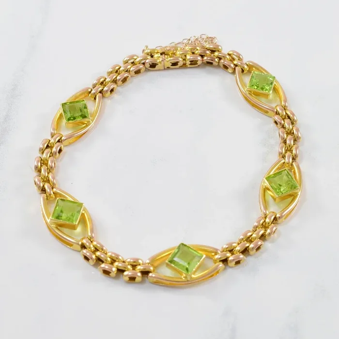 Late Victorian Peridot Bracelet | 4.25ctw | 7″ |
