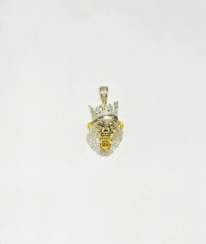 Lion King Head Diamond Pendant (10K).