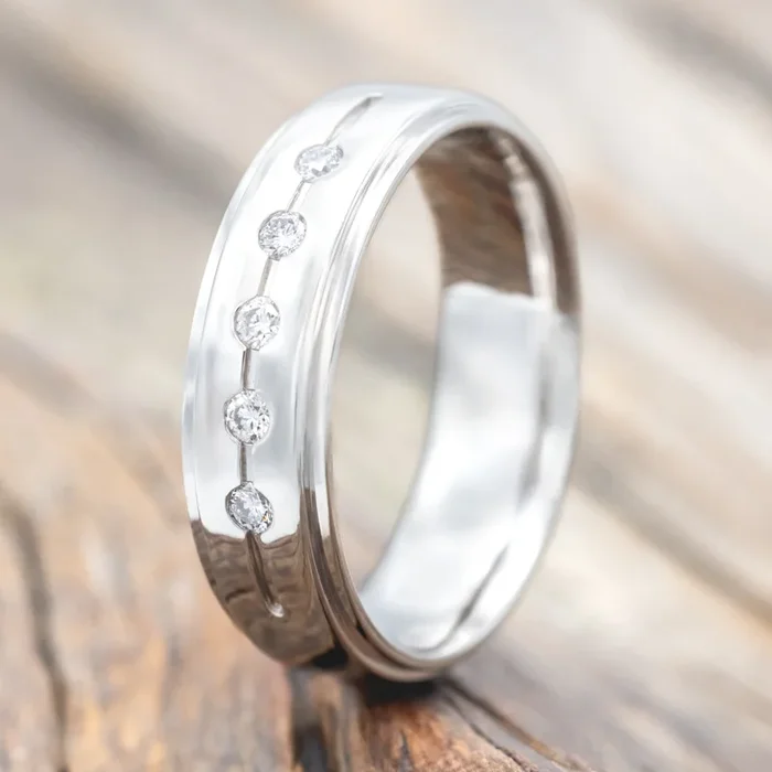 MEN’S ENGAGEMENT RING WITH DIAMOND ACCENTS