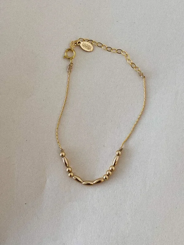 Morse Code Bracelet: LOVE