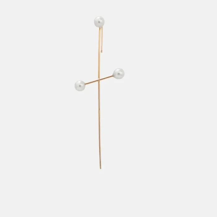 Perla Needle Earring