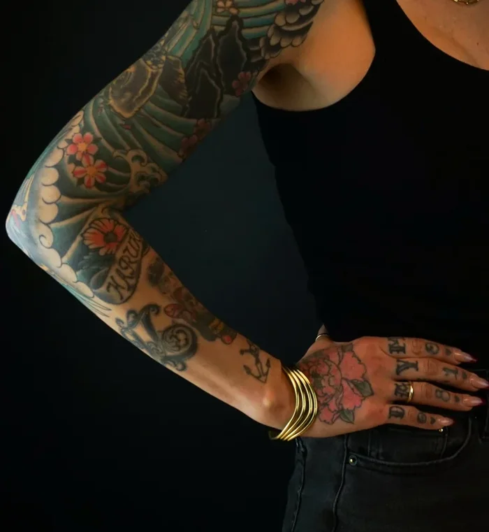 Quad Swerve Brass Bangle