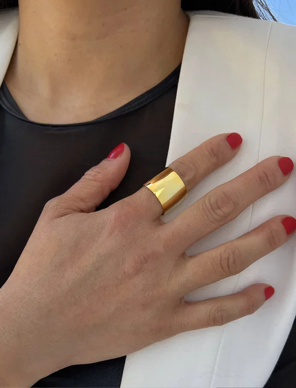 RICH Thick Cigar Band Ring | 18K Gold Vermeil