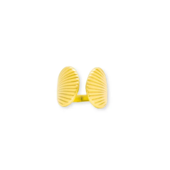 Shell Clasp Ring