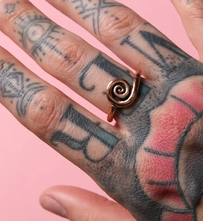 Solo Spiral Copper Ring