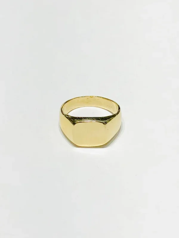 Square Solid Shiny Signet Ring (14K)