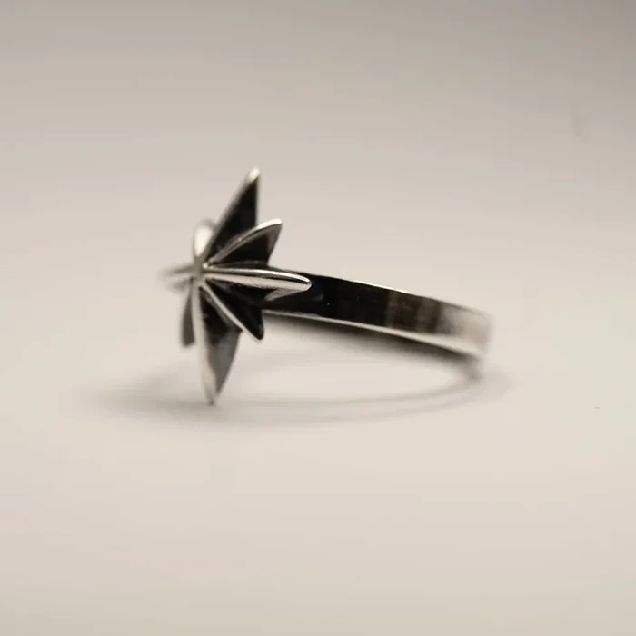 Star ring