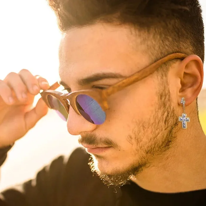 The Pleasant® – Thunder Earring Stud with Cross