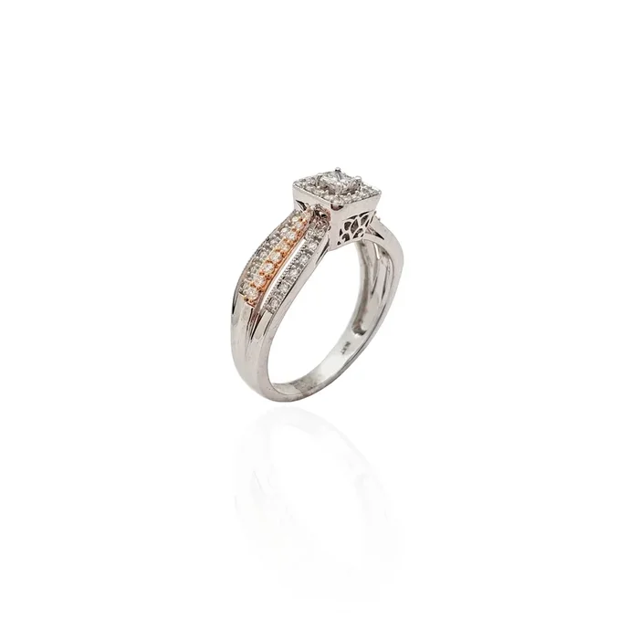 Two-Tone Diamond Princess Cut Square Ring (14K).