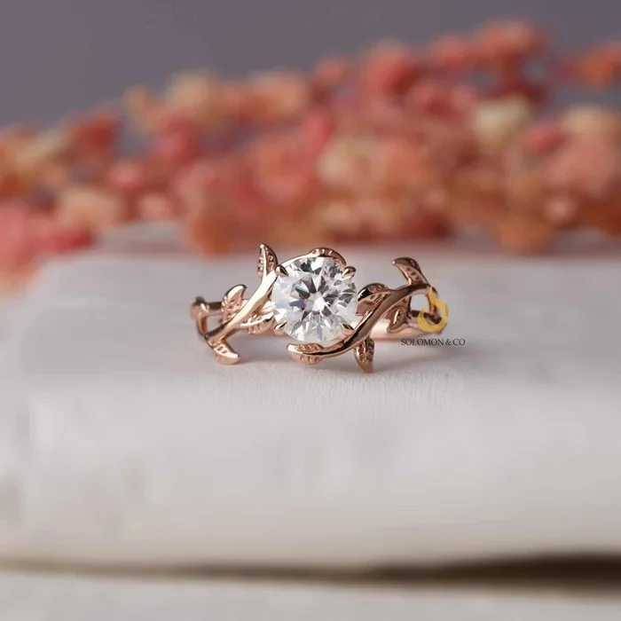 Vintage Round Shape Moissanite Leaf Flower ring