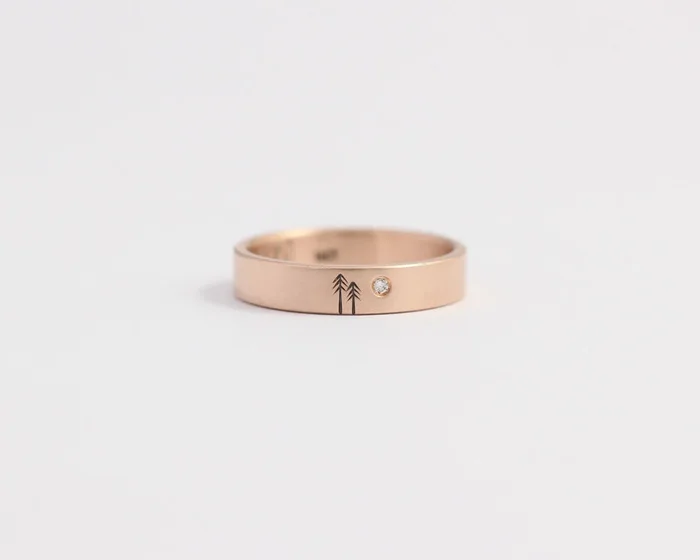 Woodland Ring with Single Diamond in Rose Gold – Medium