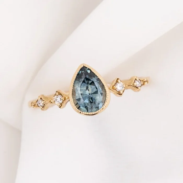 【一点物】セレステリング ・0.89ct・加熱モンタナ産ブルーグリーンサファイア・K14YG