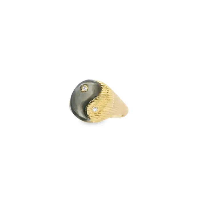 Yin + Yang Ring
